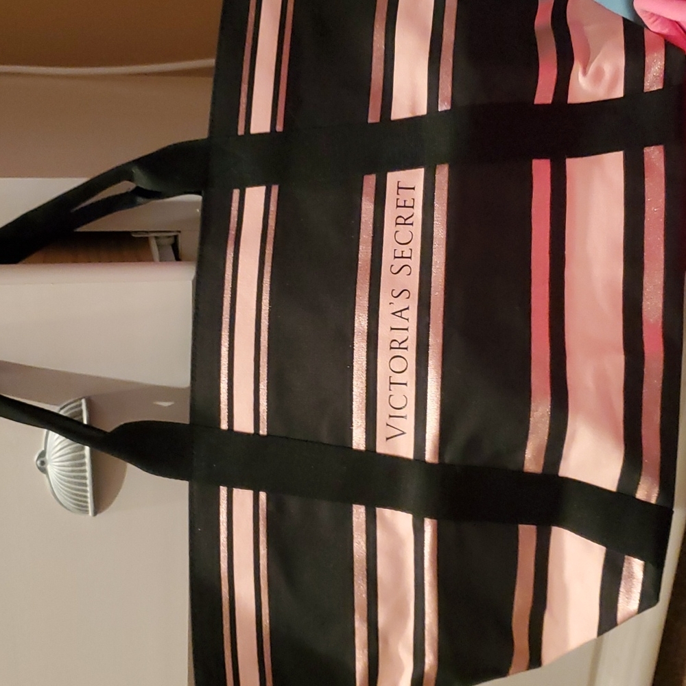 Brand new zipper tote. Victoria secret